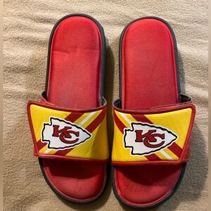 Men’s Red and Yellow Kansas City Chiefs Slide Sandals 11-12